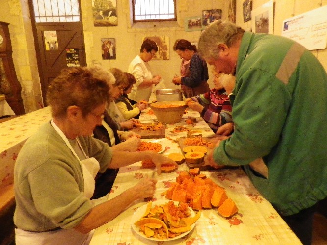 Dcoupe des courges pour les citrouillats